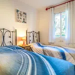 Awesome Apartment In Marbella With House Sea View